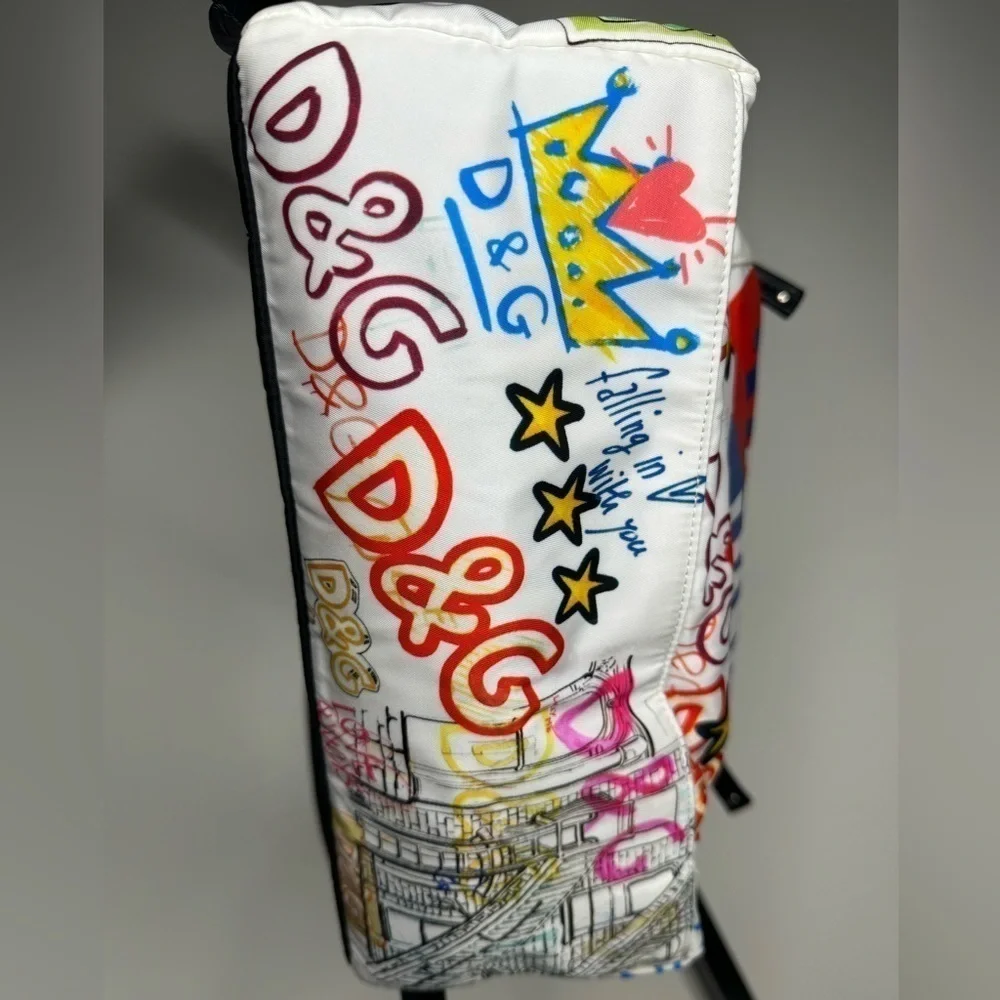 Dolce & Gabbana carry your
